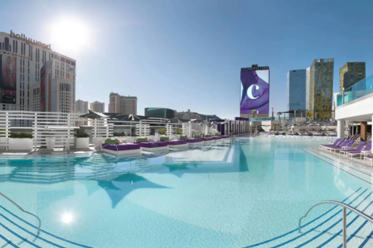 The Cosmopolitan resort in Las Vegas rooftop pool